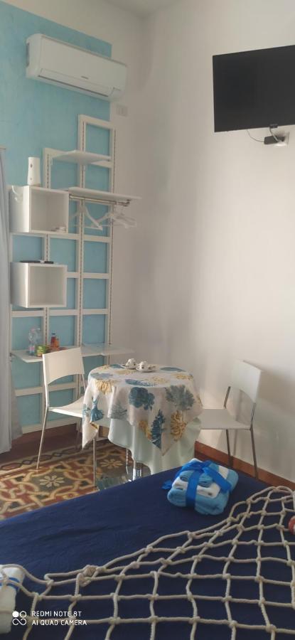 B&B Vista Mare Crotone Cameră foto